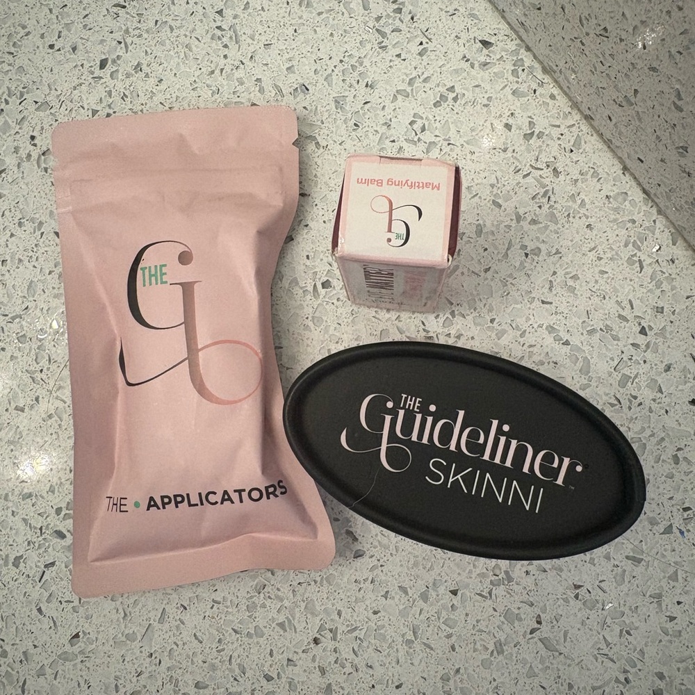 The guideliner set with eye matte